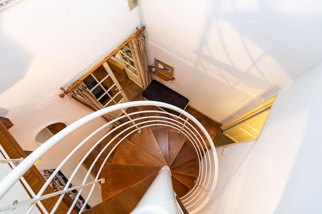 Anna-Maria : Grand Appartement 10 Personnes+Parking Prive -Actif+ Location- Marseille Exteriör bild