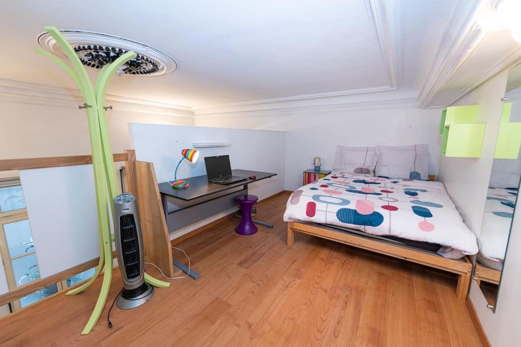 Anna-Maria : Grand Appartement 10 Personnes+Parking Prive -Actif+ Location- Marseille Exteriör bild